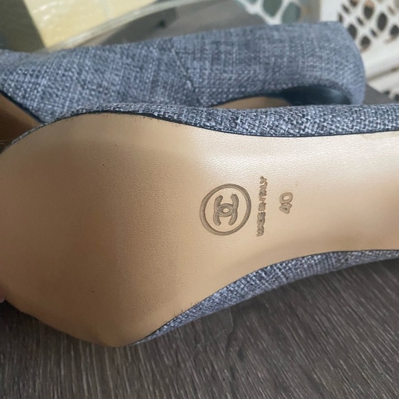 Chanel Black white Tweed leather cap toe Pearl Heels - Picture 10 of 16